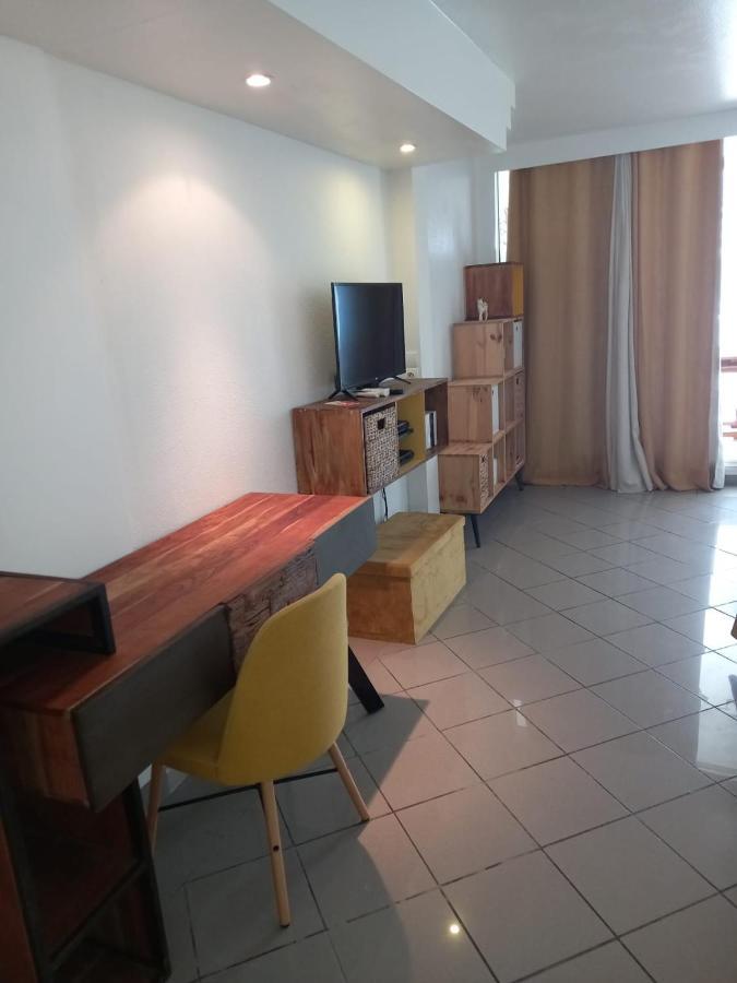 Grand Studio De 41 M², Vue Mer Et Jardin Tropical. 르 고지에 외부 사진
